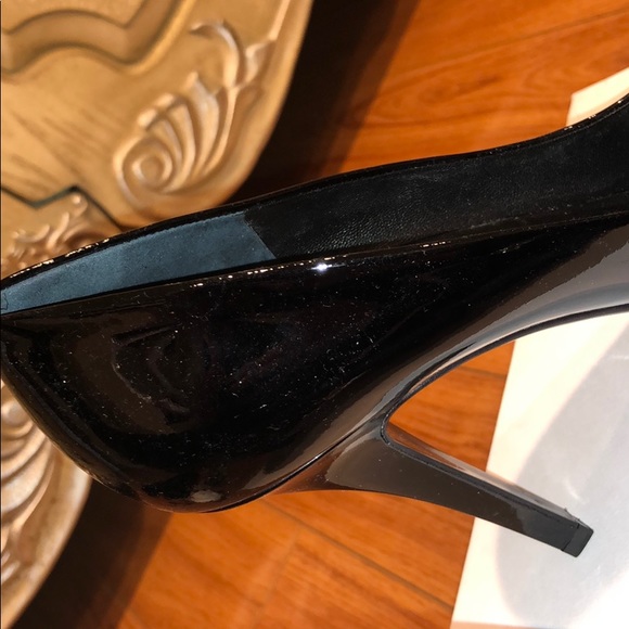Versace Pump - Picture 5 of 7